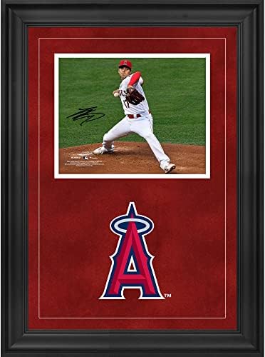 Shohei Ohtani Los Angeles Anđeli Deluxe Smjestio Potpisanu 8 x 10 Bacanje Fotografiju - Potpisanu MLB Fotografije